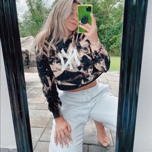 NY Yankee Cropped Long Sleeve
